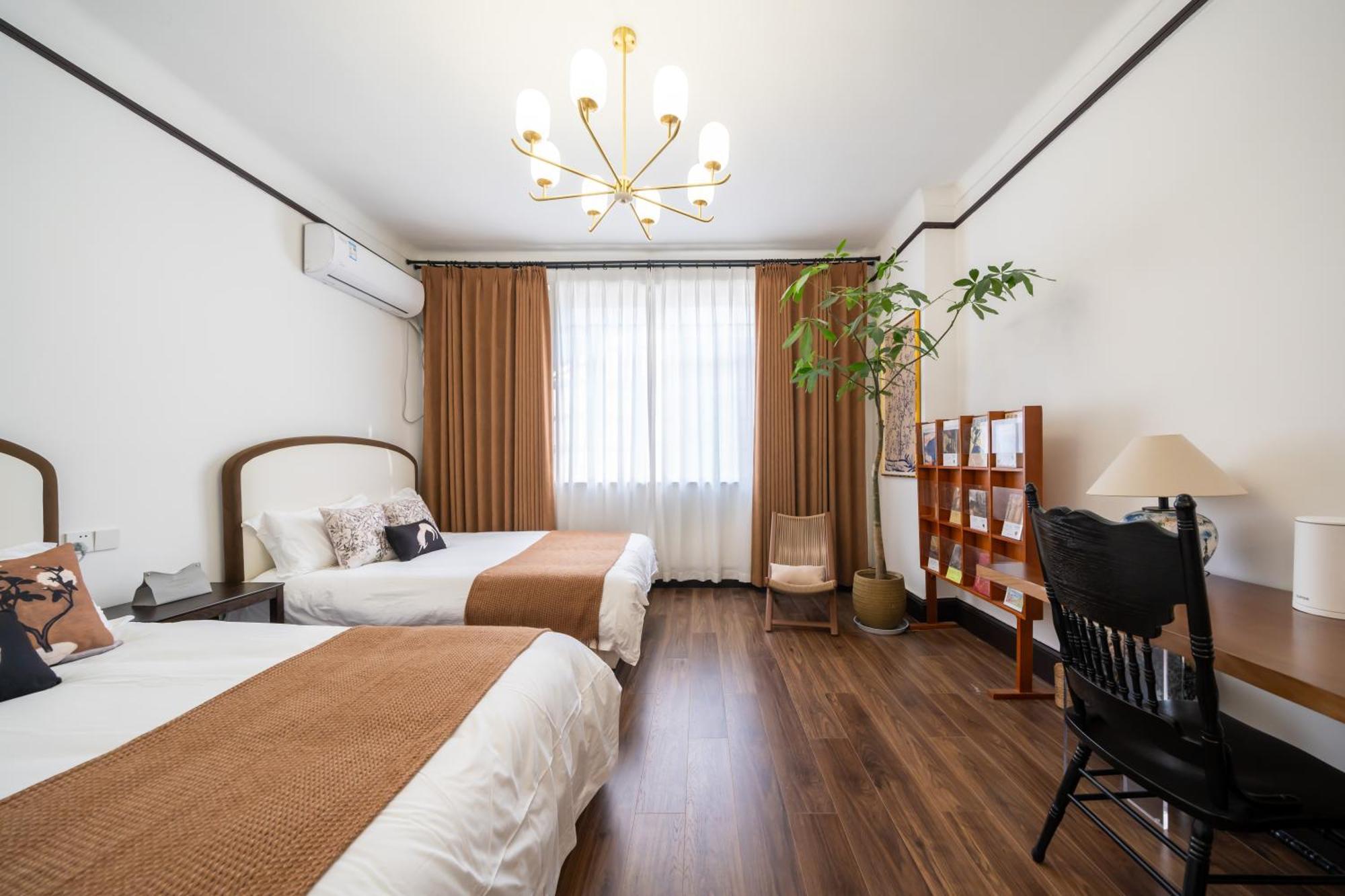 Tonight Hotel South Shanxi Road Shanghai Bagian luar foto