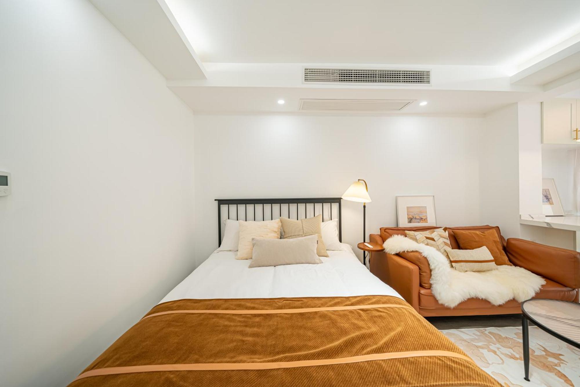 Tonight Hotel South Shanxi Road Shanghai Bagian luar foto